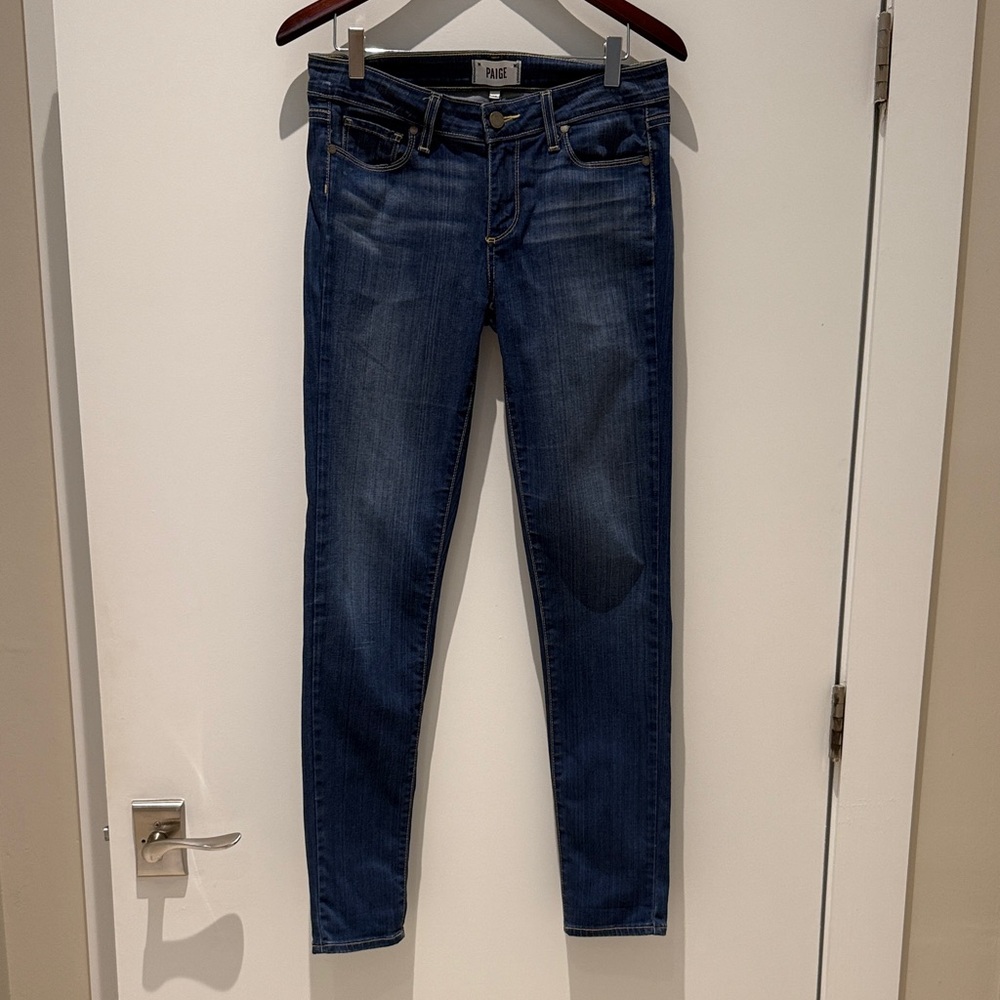 PAIGE Medium Washed Denim Blue Skinny Jeans Skyline Skinny 28 Stretch